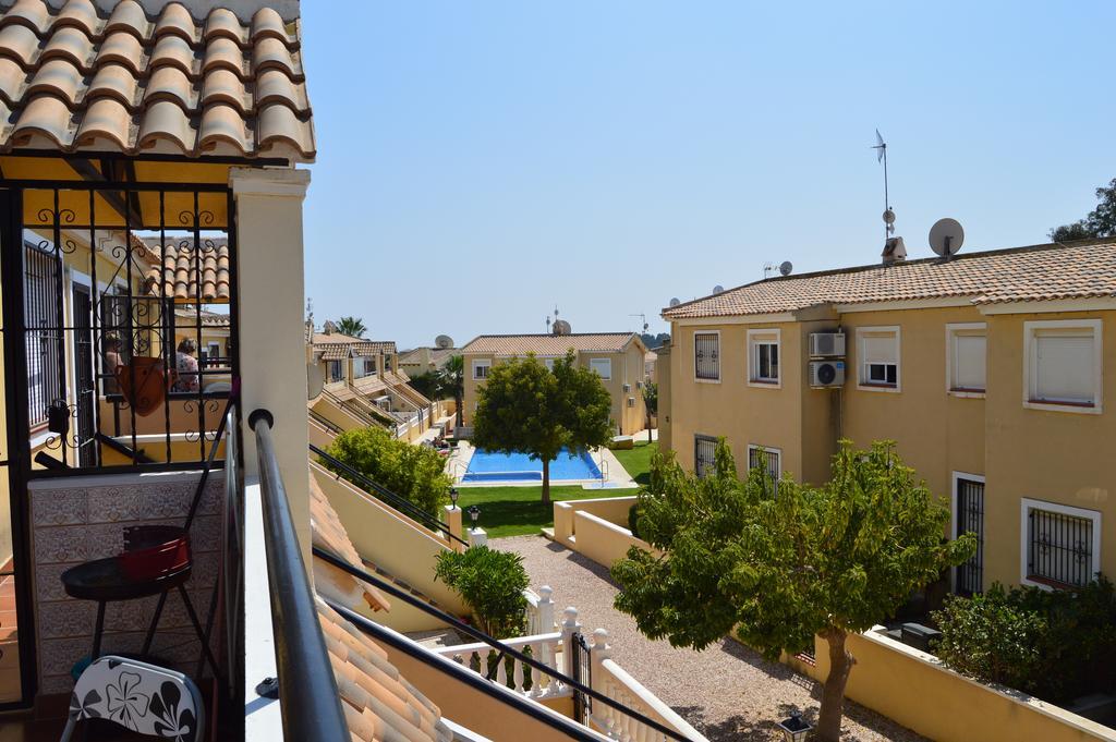 Apartment In Villamartin Exteriör bild