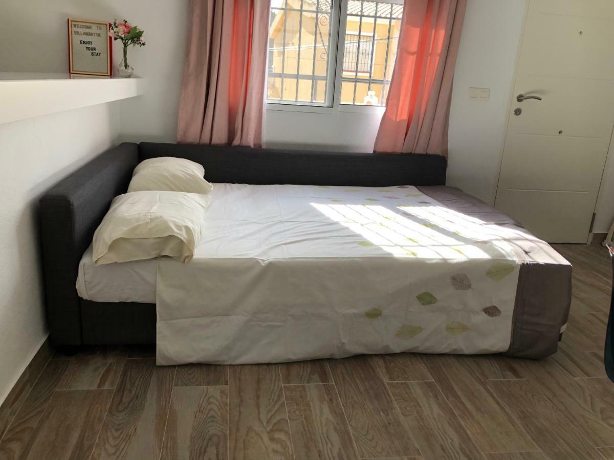 Apartment In Villamartin Exteriör bild